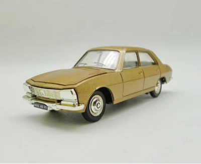 Coche diecast Atlas Dinky Toys 1452 PEUGEOT 504 Berline España 1:43 Foto 1 de 4