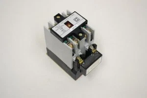 Square D Relais 8501 x 040 20 Ampere - Bild 1 von 5
