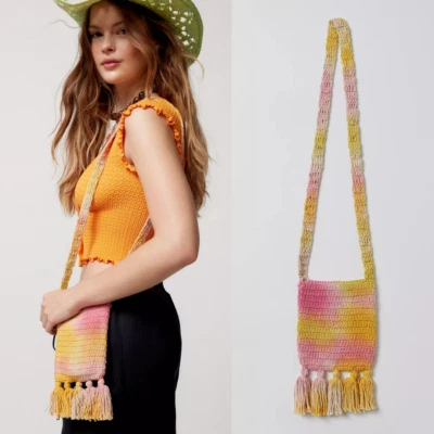 НОВЫЙ Urban Outfitters сплетенный шеи кисточки бахрома многоцветный вязаный через плечо мешок - Изображение 1 из 4