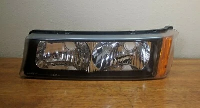 Luz de giro marcador izquierdo Silverado 02-06 Avalanche 03-07 GM273-U000L (055) Foto 1 de 4