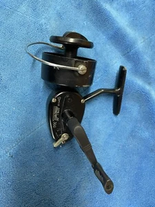 Vintage Michael Garcia 300 Fishing Reel - Picture 1 of 5