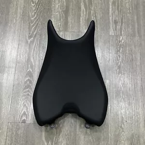 TRIUMPH Daytona 660, Riders Seat, Saddle, Cushion, 2024-25 - Picture 1 of 5