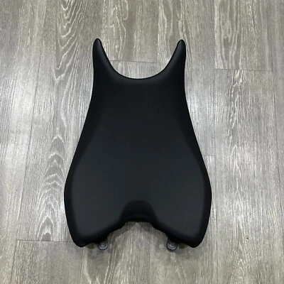 TRIUMPH Daytona 660, Assento de Piloto, Selim, Almofada, 2024-25 - Imagem 1 de 4