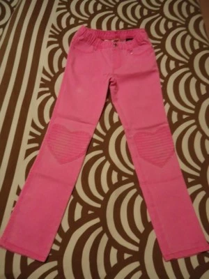 Vaqueros H&M niñas rosa neón -súper lindos - talla 8-9Y  Foto 1 de 3