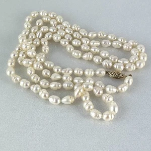 Vintage Genuine Real Pearl Strand Necklace With 14 KT Gold Clasp - Picture 1 of 9