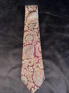 Beautiful LIBERTY of LONDON Silk PAISLEY Necktie Multicolor Made in USA - Picture 1 of 7