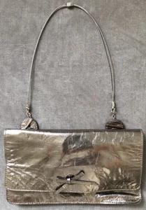 Lazaro kleine Umhängetasche silber Leder metallic (#58054) - Bild 1 von 7