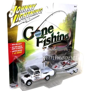 Camión gallina Johnny Lightning JLBT004 A Gone Fishing 1965 1/64 con bote blanco Chase - Imagen 1 de 1