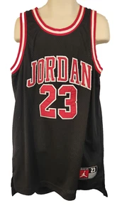Vintage SIZE Medium 10-12 MICHAEL JORDAN Chicago Bulls Black & Red Youth Jersey - Picture 1 of 15