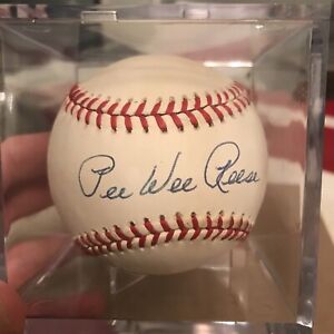 Pee Wee Reese HOF Dodgers Signed ONL Baseball AUTO w/Cube - Nice Signature
