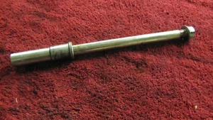 2002 Kawasaki Vulcan En 500  front axle with spacers - Picture 1 of 3