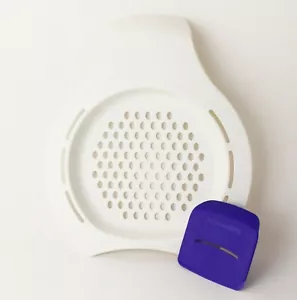 TUPPERWARE GROSSE Spätzleria Spätzlereibe Spätzle-Macher, Spätzlekaiser WEISS - Bild 1 von 2