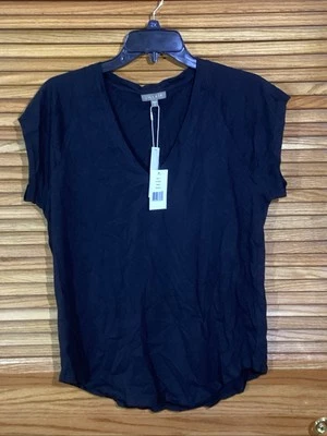 Lilla P Women’s Size Medium Black Short Sleeve V-Neck T-shirt ZP-1538 - Image 1 of 3