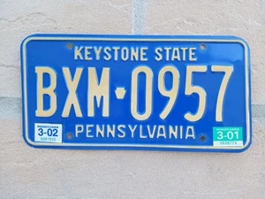 PENNSYLVANIA Tin KEYSTONE STATE LICENSE PLATE Tag # BXM 0957 Stickers 2002 - Picture 1 of 4