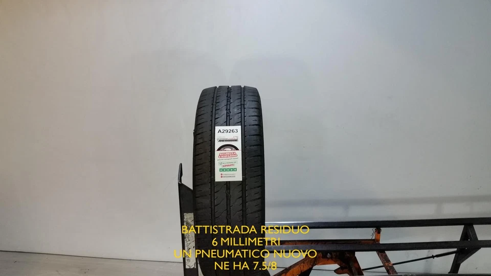 Bereifung Gebraucht 215/65R16C 109R Semperit Van Life 2PNEUMATICI Verwendet - Bild 1 von 1