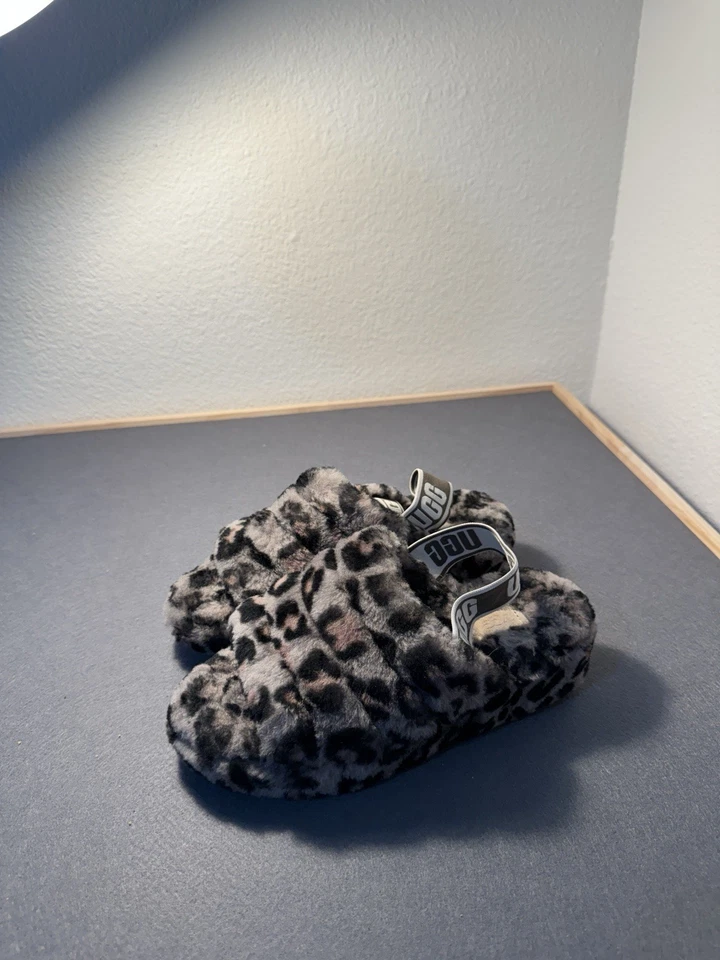 Тапочки-слинги UGG Fluff Yeah с леопардовым принтом - Изображение 1 из 4