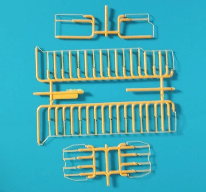 Желтые поручни SANTA FE MERGER GP35 RTR (пластиковая версия) Athearn - HO - Изображение 1 из 1