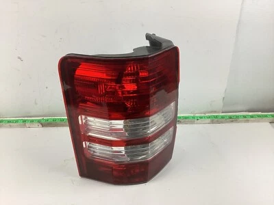 Задний левый задний фонарь со стороны водителя для Jeep Liberty 2008–2012 годов выпуска 55157347AC от оригинального производителя - Изображение 1 из 4