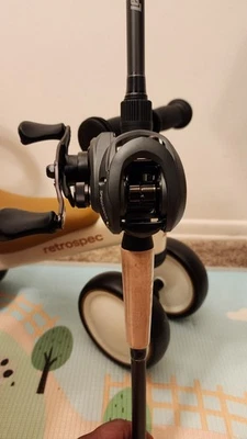 Lews Speed Spool Rod and Reel Combo 10 Bearing Baitcaster - Image 1 of 4