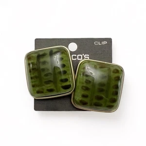 Chico’s Green Resin Reptile Patterned Goldtone Large Square Clip On Earrings - Picture 1 of 3