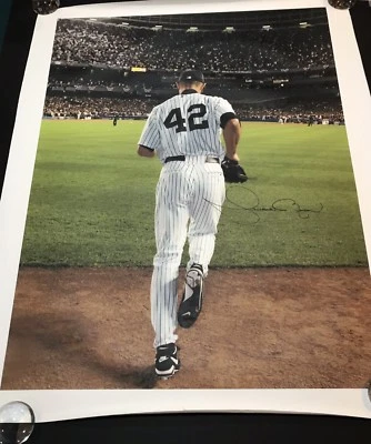 Mariano Rivera Signed Photo Canvas Giclee NY Yankees HOF 19 Autograph PSA/DNA 10 - Image 1 of 4