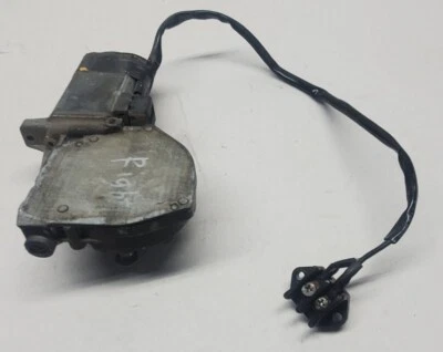 Motor ventana derecha 8 dientes 0130821016 apagado a 1981 Mercedes Benz 380SL R107 S4 N Foto 1 de 4