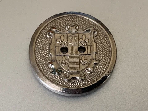 Vintage French Metal Button - Coat of Arms with Fleur de Lys design 2cm Cover