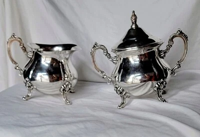 Toalla Plato Plata Crema y Azúcar con Juego de Tapa Gran Duquesa Ornado Diseño Clásico Foto 1 de 4