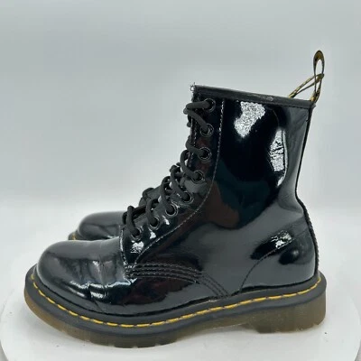 Bota de combate Dr. Martens para mujer talla 6 11821 negra charol brillante 8 agujeros Foto 1 de 4