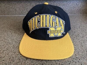 Vintage 90s Starter Right Hat University of MICHIGAN Hat Cap Snapback EUC! - Picture 1 of 4