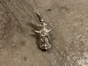 A27039 WARHAMMER AOS FANTASY ORCS GOBLINS METAL BIT NIGHT GOBLIN HEAD SKARSNIK? - Picture 1 of 2