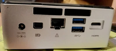 Intel NUC NUC5i3RYH Core i3-5005U Barebones ohne RAM/SSD/PSU - Bild 1 von 4