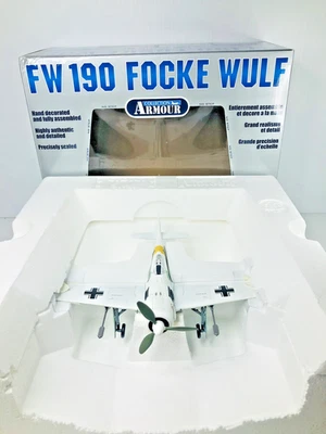 ARMOUR COLLECTION FW 190 LUFTWAFFE FIGHTER 1:48 RARE COLOR ART 98045 NICE PREOWN - Image 1 of 4