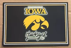 UNUSED POSTCARD - UNIVERSITY OF IOWA - HAWKEYES - Picture 1 of 2