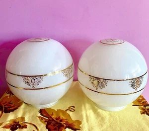 "2 globos Hollywood Regency con estuche de vidrio de leche adorno dorado 3 3/4"" instaladores" - Imagen 1 de 7