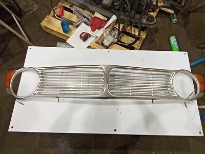 OEM Volvo 140 142 144 145 Grille 1967 1968 1969 1970 Nice For Age Foto 1 de 4