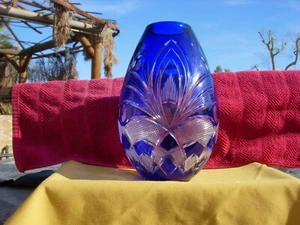 COBALT BLUE CUT TO CLEAR CRYSTAL BOHEMIAN CZECH VASE - VINTAGE - Picture 1 of 5