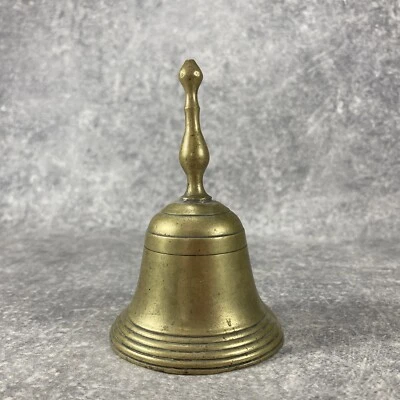 CLOCHE CLOCHETTE DE TABLE EN LAITON. - Photo 1/4