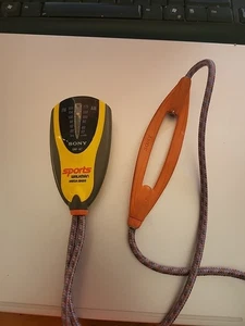 Sony SRF-87 Sports Walkman Mega Bass Strap Radio - Testato - Foto 1 di 5