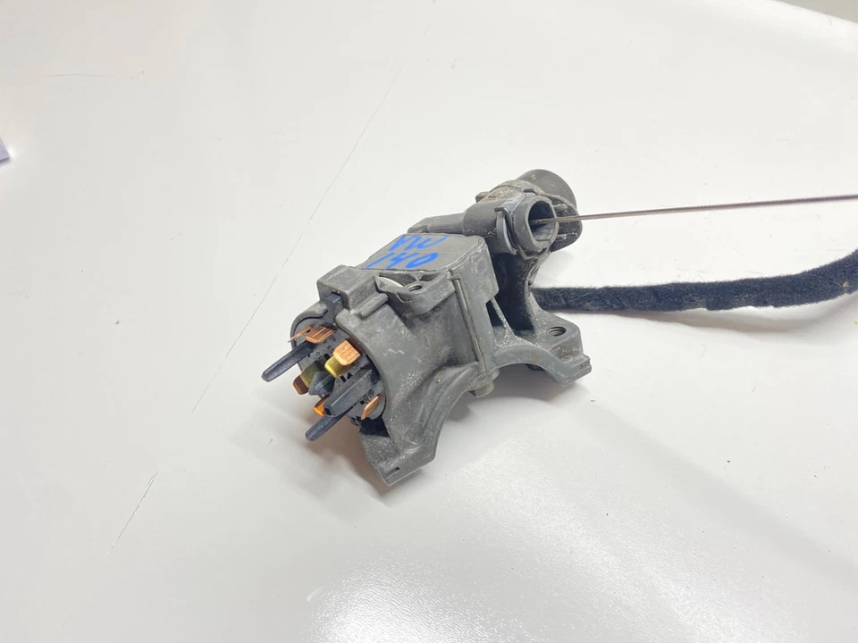 2011-2016 CHEVROLET CRUZE IGNITION SWITCH LOCK W/KEY OEM - Image 1 of 4