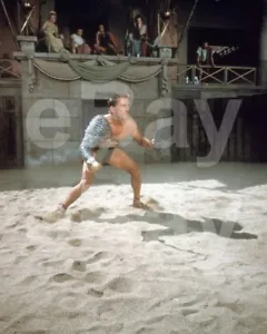 Spartacus (1960) Kirk Douglas 10x8 Photo - Picture 1 of 1