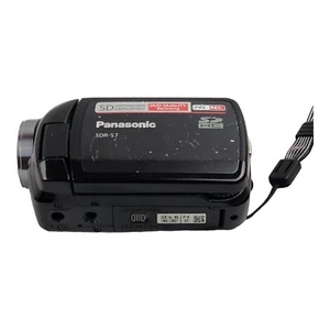 Panasonic SDR-S7 2.7" Camera For Parts Only. Does Not Work.No Battery Or Charger - Picture 1 of 4