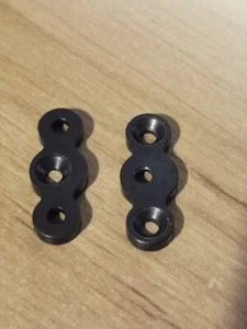 H2130   Platine Supérieure de porte-fusée Avant - B (x2)   MUGEN MRX5 - Photo 1 sur 1