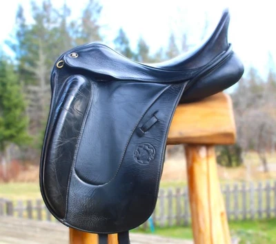 Sillín de doma Henning SOFA de 17 pulgadas Foto 1 de 4