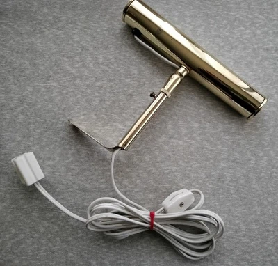 SLIM POLISHED BRASS TONE ADJUSTABLE 7 1/2" WALL MOUNT CORDED PICTURE / ART LIGHT - Image 1 of 4