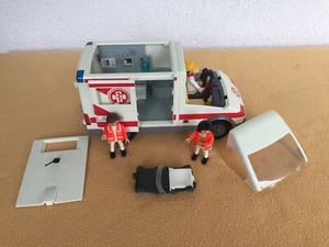 Playmobil Krankenwagen Ambulance - 4221 - mit Zubehör aus dem Jahr 2004 TOP - Bild 1 von 7