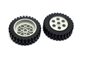 2x Lego® Technic Felge alt hellgrau 2695 + Reifen 13 x 24 Model Team Technik - Bild 1 von 2