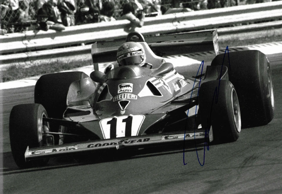 Niki Lauda "Ferrari" Autogramm signed 20x30 cm Bild s/w - Bild 1 von 1