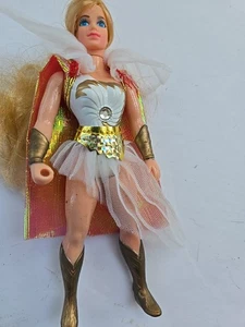 Vintage Princess of Power She-Ra Adora Actionfigur MOTU 1984 Cape - Bild 1 von 4