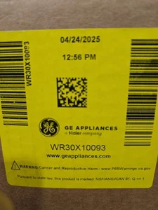 WR30X10093 GE Refrigerator Icemaker - Picture 1 of 1